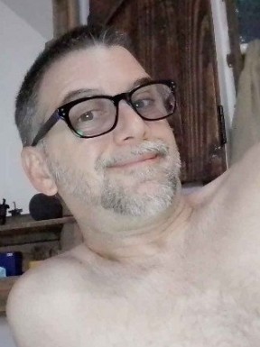 American men looking for love