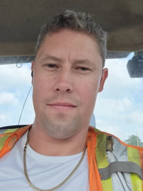 Canadian men looking for love