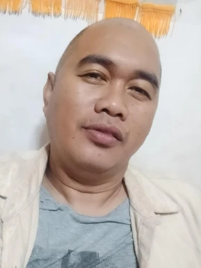 Foreign men for dating