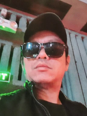 Foreign men for dating