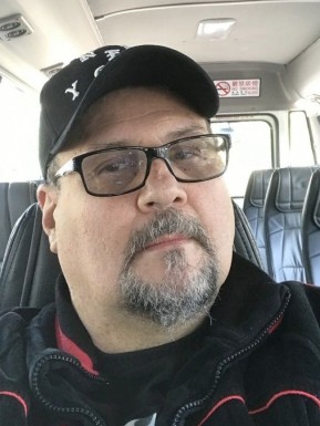 American men looking for love